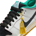 Charger l'image dans la visionneuse de la galerie, Nike SB Dunk Low Pro (Summit White/Black White-Iron Grey)
