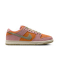 Charger l'image dans la visionneuse de la galerie, Nike SB Dunk Low Pro (Red Stardust/Neutral Olive/Monarch)