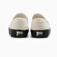 Load image into Gallery viewer, VM005 Loafer (White/Black)