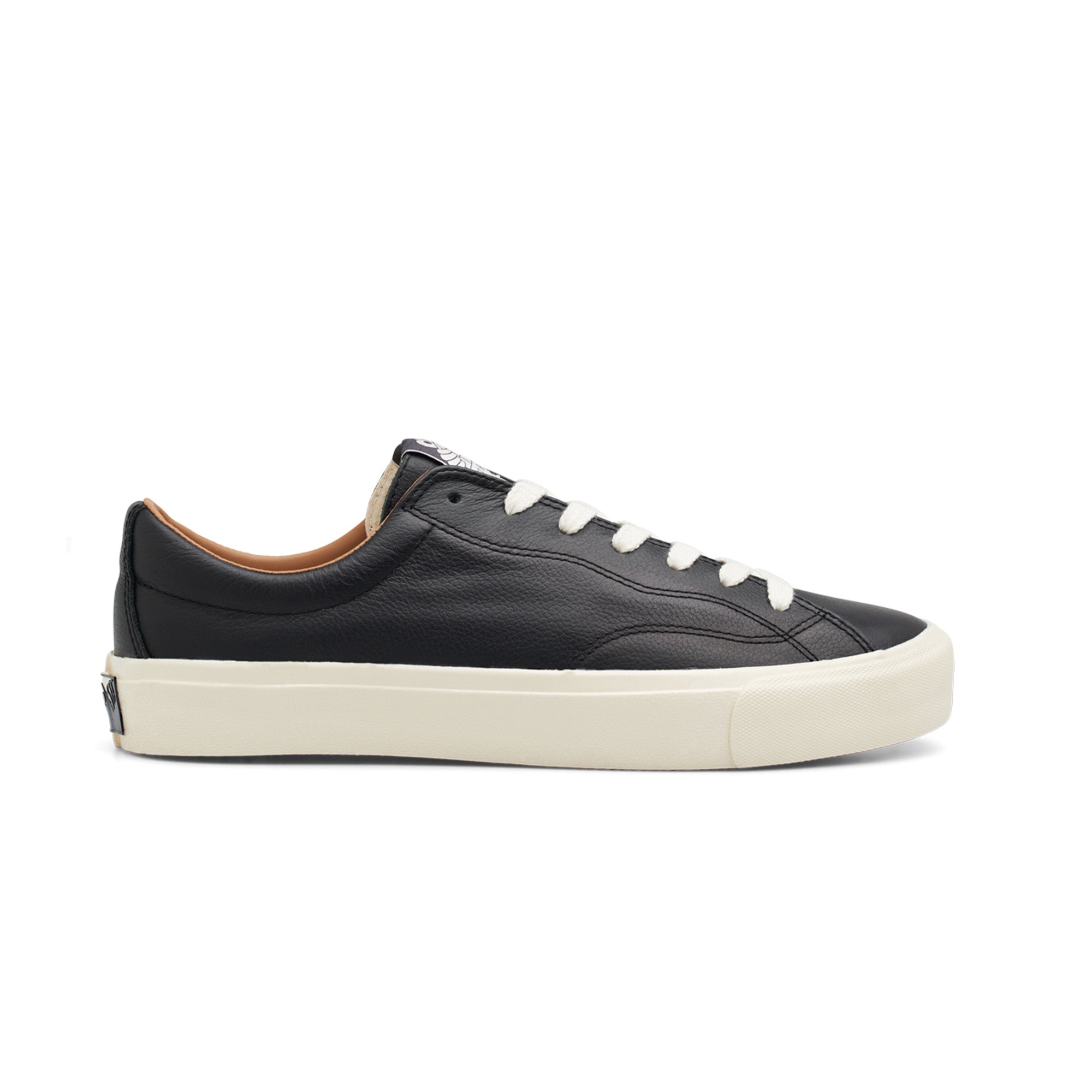 VM003 LO Leather (Black/White)