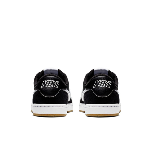 FC Standard (Black/White-Gum Light Brown-White)