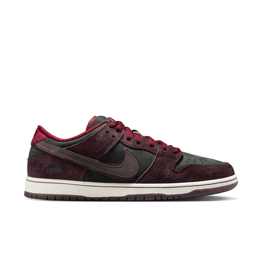 Nike SB Dunk Low Pro x Riot Skateshop