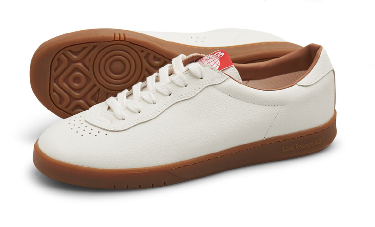 CM003 Leather (White/Gum)