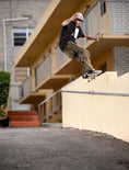 Charger l'image dans la visionneuse de la galerie, Converse CTAS Pro Mid Black/Black/Egret on model skater guy view
