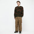 Charger l'image dans la visionneuse de la galerie, Camo Chenille Knit (Woodland Camo)
