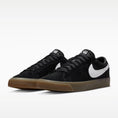Load image into Gallery viewer, Blazer Low Pro GT (Black/White/Black/White)
