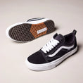 Load image into Gallery viewer, Skate Old Skool Wafflecup (Black/White)
