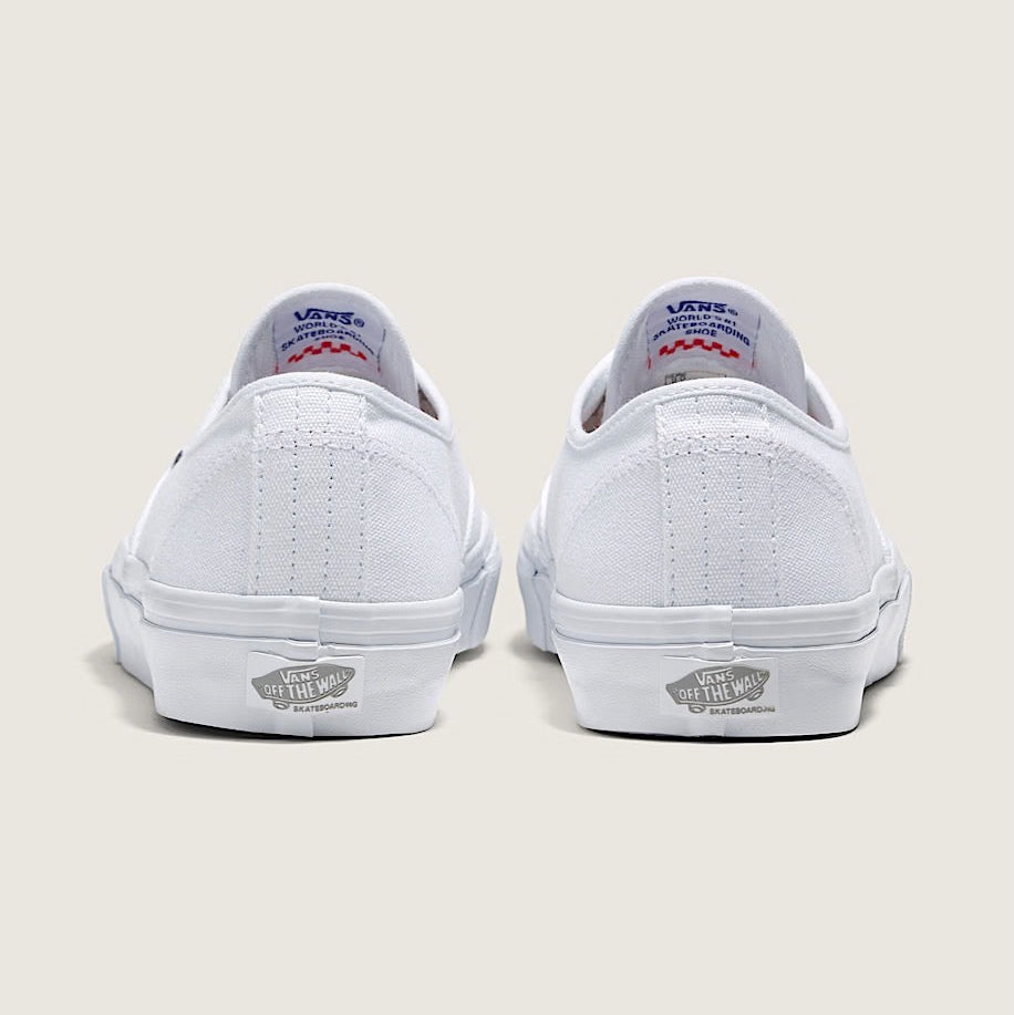 Skate Authentic (True White)