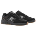 Load image into Gallery viewer, Numeric Andrew Reynolds 933 (Black/Black)
