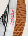 Load image into Gallery viewer, Skate Slip-On PUNKANDYO (Black/White)
