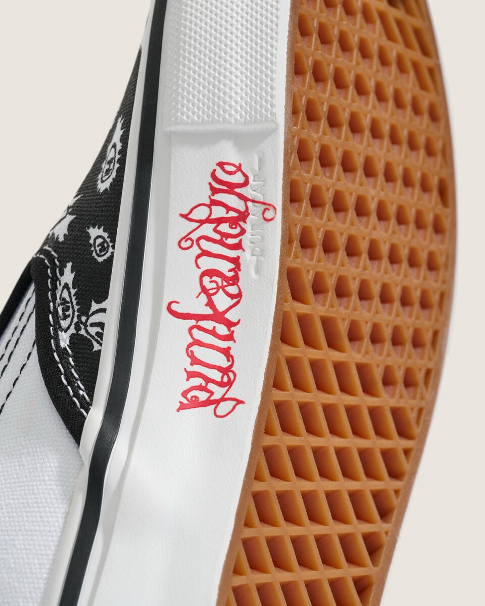 Skate Slip-On PUNKANDYO (Black/White)