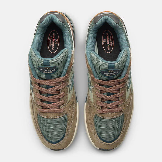 Numeric Andrew Reynolds 933 (Brown/Green)