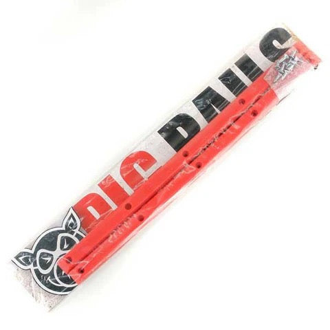 Red Rails 14"