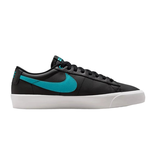 Blazer Low Pro GT (BLACK/DUSTY CACTUS-BLACK-SUMMIT WHITE)