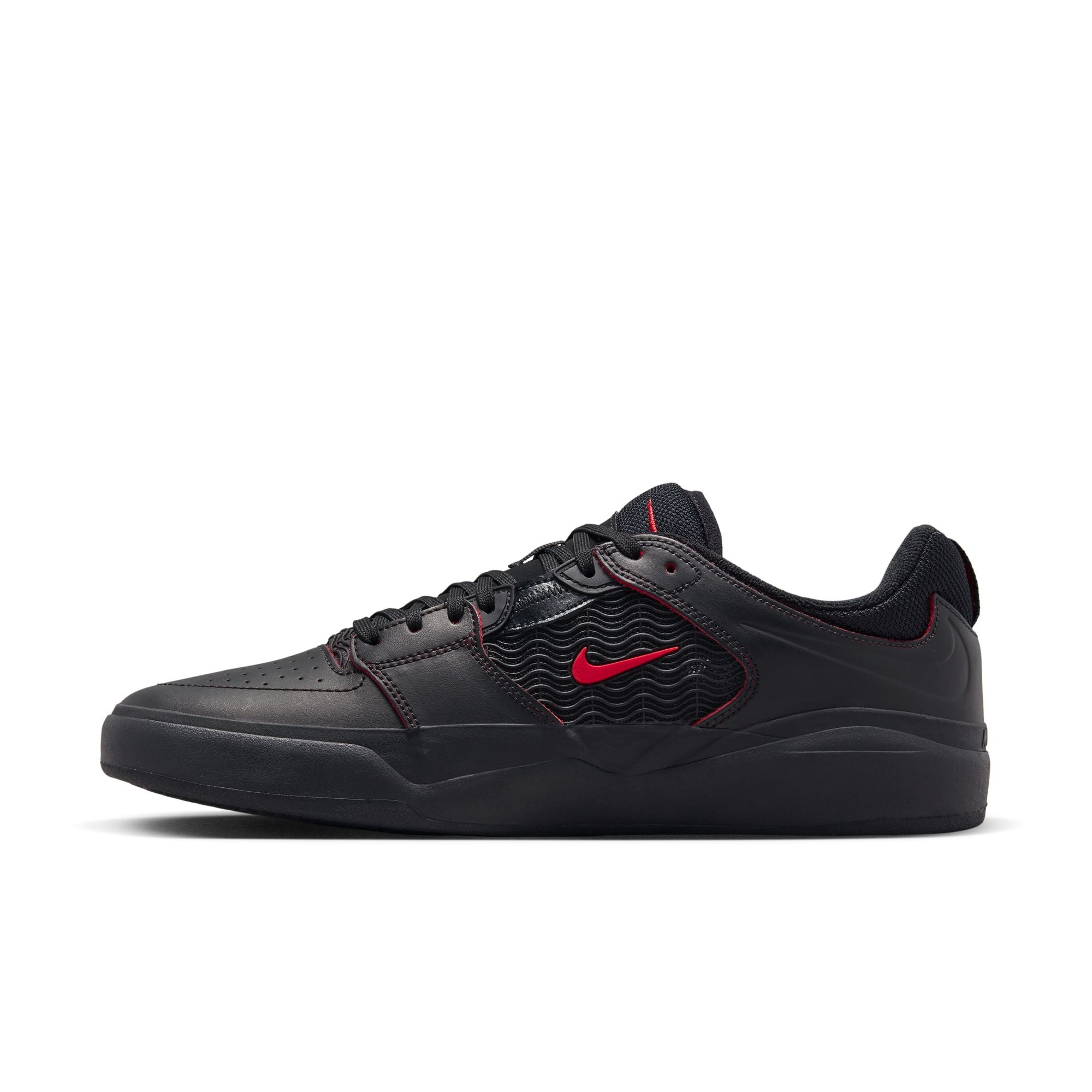 Nike SB Ishod Premium Black/University Red in step view