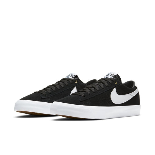 Nike SB Zoom Blazer Low Pro GT Black/White-Black-Gum Light Brown pair view