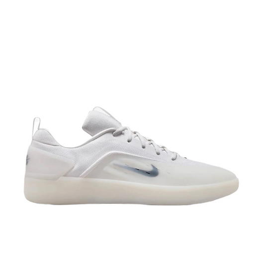 Zoom Nyjah 4 (White/Black)