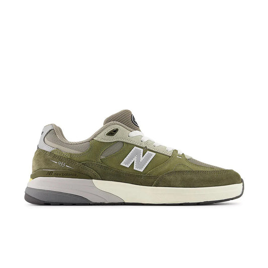Reynolds 933 (Green/Green)